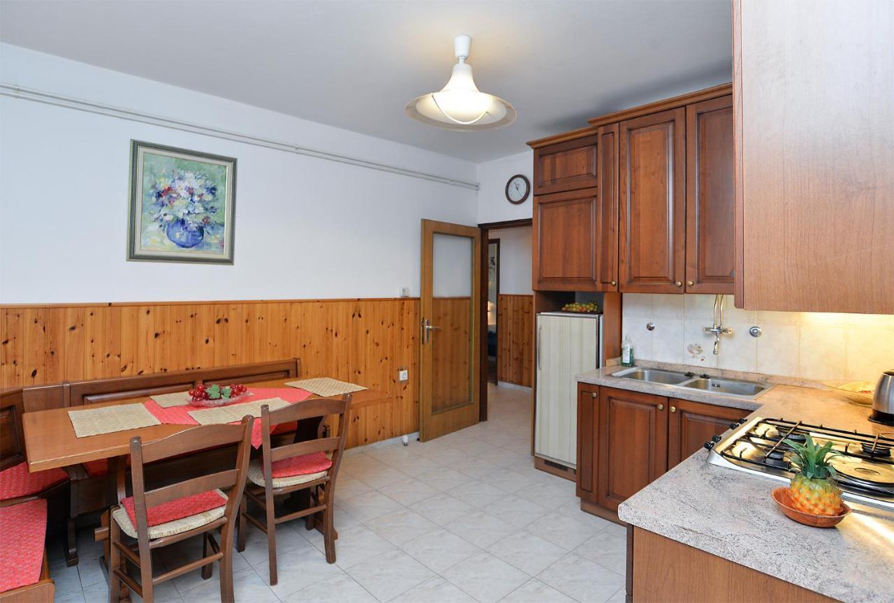 Apartments Irena 531 بولا المظهر الخارجي الصورة