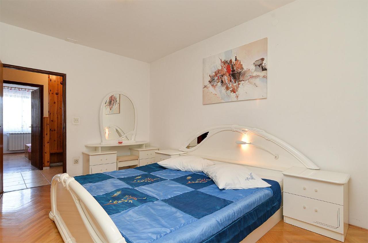 Apartments Irena 531 بولا المظهر الخارجي الصورة