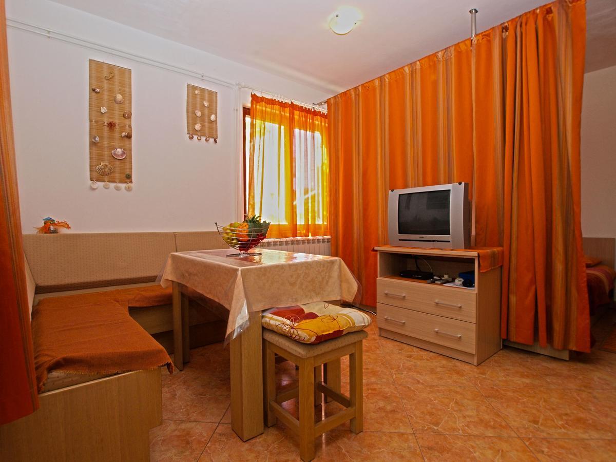 Apartments Irena 531 بولا المظهر الخارجي الصورة
